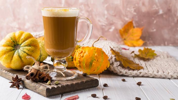 Pumpkin spice latte, avagy fűszeres sütőtökös tejeskávé
